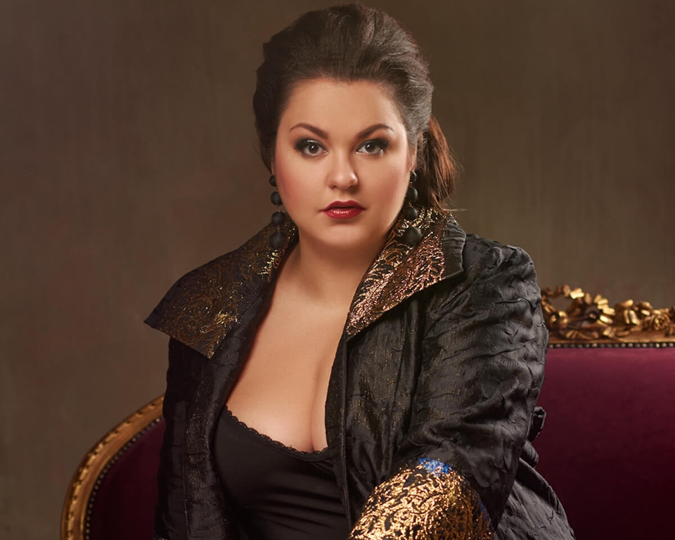 OLESYA PETROVA